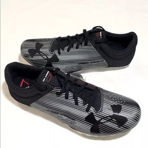 🧐 Under Armour Kickstart track shoes